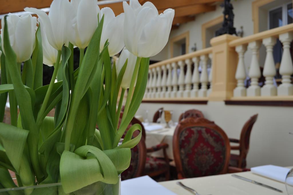 Palac Piorunow & Spa Kwiatkowice Exteriör bild
