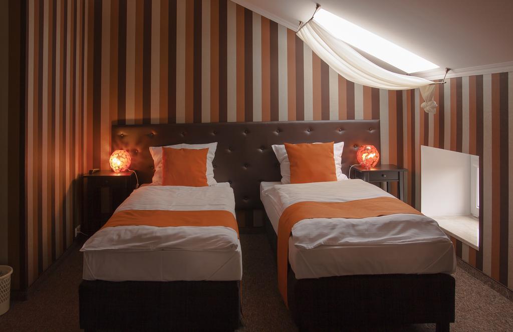 Palac Piorunow & Spa Kwiatkowice Rum bild