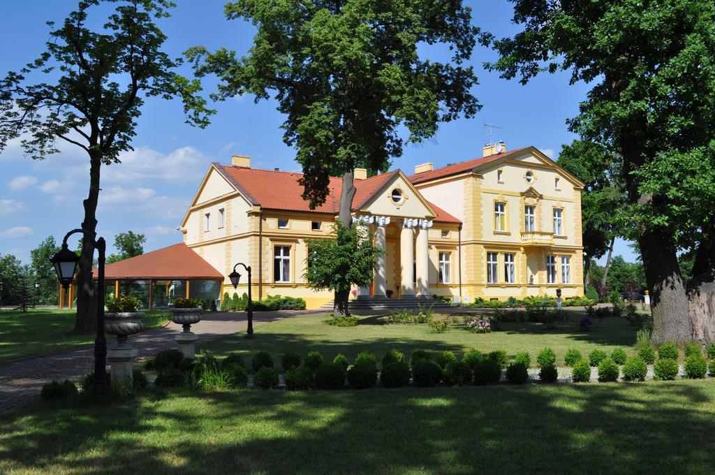 Palac Piorunow & Spa Kwiatkowice Exteriör bild