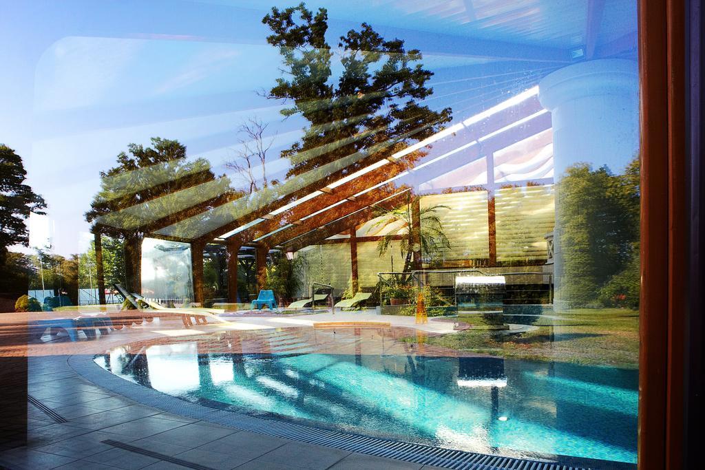 Palac Piorunow & Spa Kwiatkowice Exteriör bild