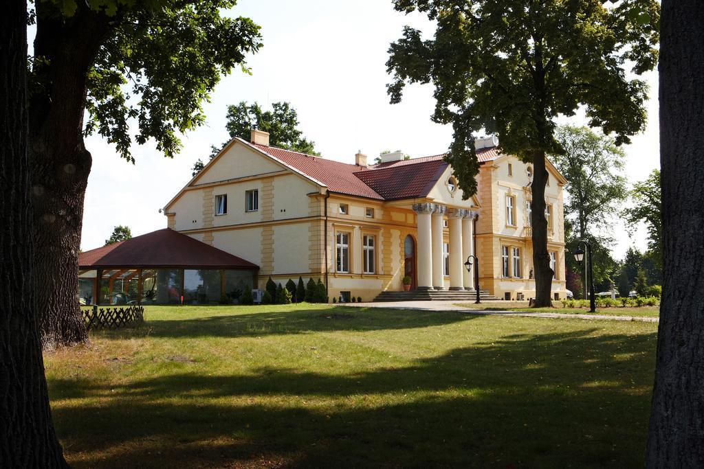 Palac Piorunow & Spa Kwiatkowice Exteriör bild