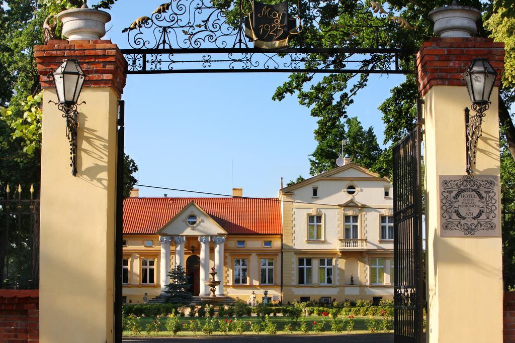 Palac Piorunow & Spa Kwiatkowice Exteriör bild