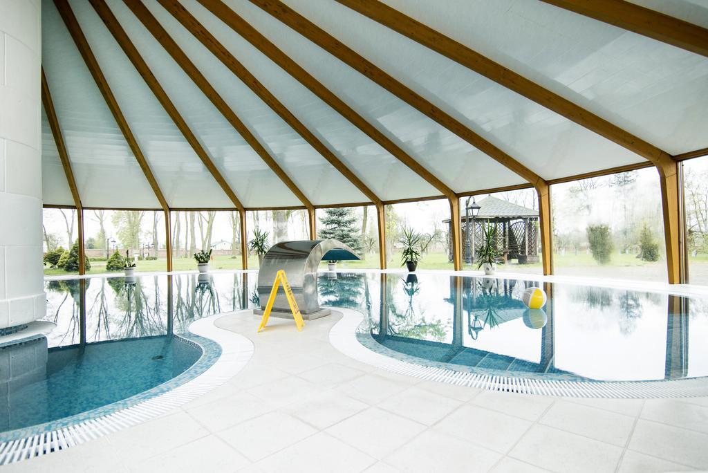Palac Piorunow & Spa Kwiatkowice Exteriör bild