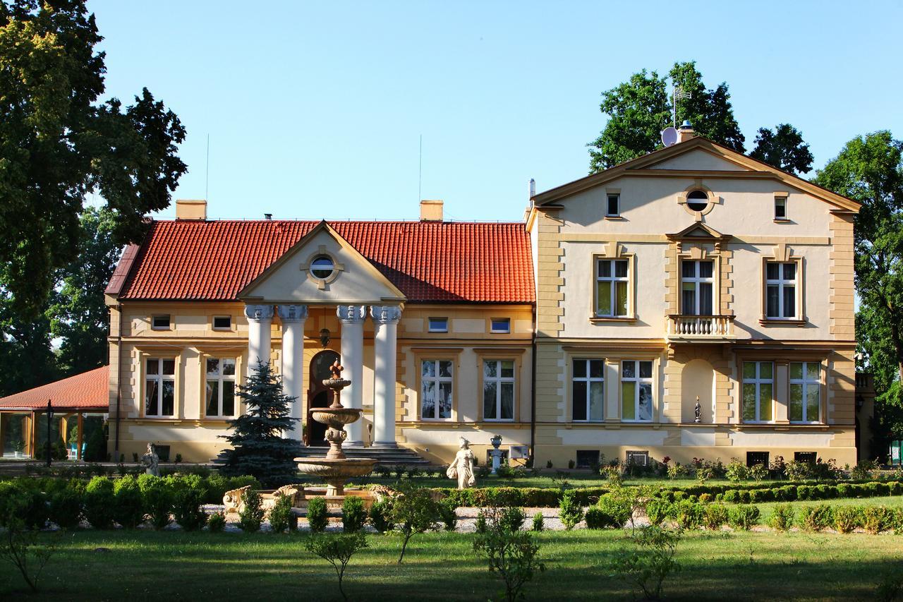 Palac Piorunow & Spa Kwiatkowice Exteriör bild